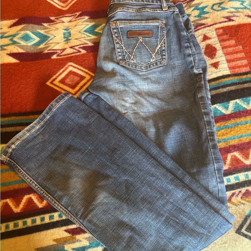 Women’s wrangler retro jeans
